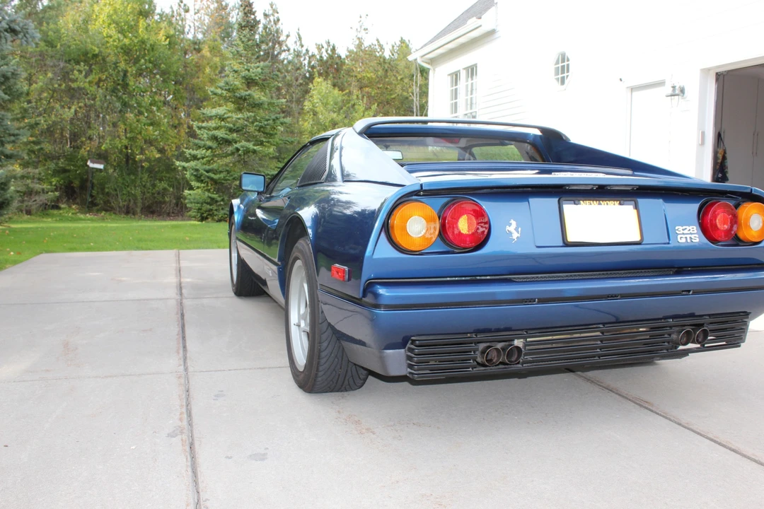 1986 Ferrari 328 GTS - Image 12 of 31