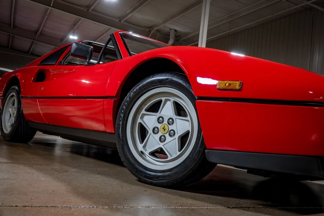 1986 Ferrari 328 GTS - Image 7 of 12