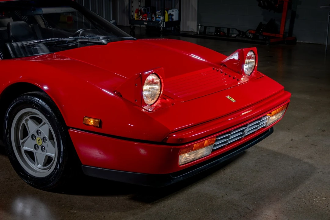 1986 Ferrari 328 GTS - Image 6 of 12