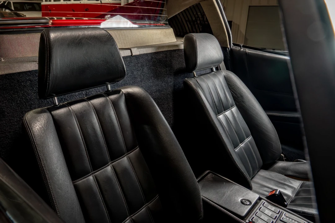 1986 Ferrari 328 GTS - Image 8 of 12