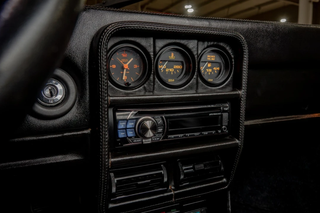 1986 Ferrari 328 GTS - Image 11 of 12