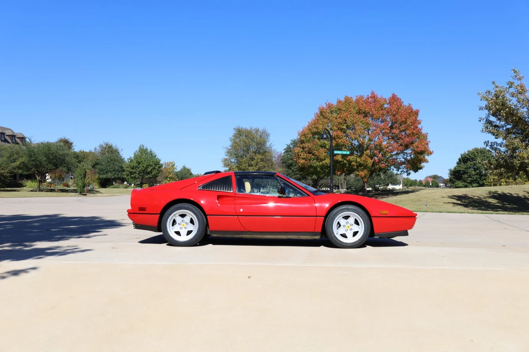 1986 Ferrari 328 GTS - Image 8 of 31