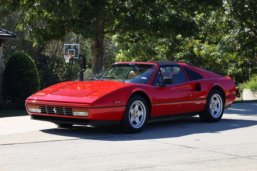 1986 Ferrari 328 GTS - Image 2 of 31