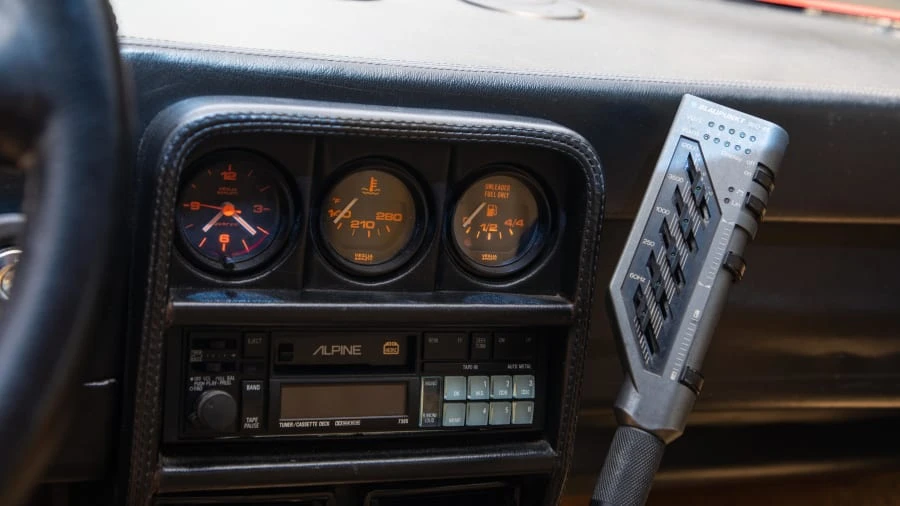 1986 Ferrari 328 GTS - Image 12 of 18
