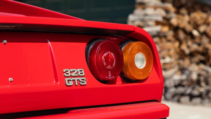 1986 Ferrari 328 GTS - Image 16 of 18