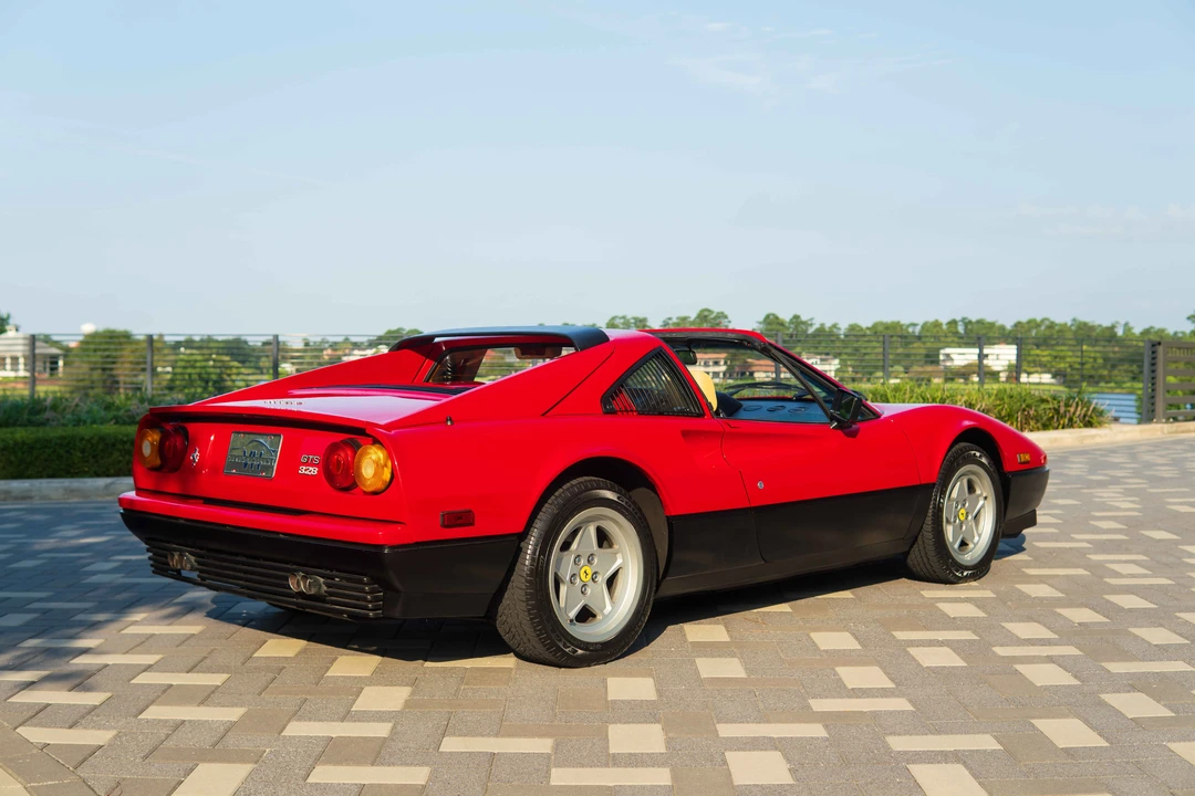 1986 Ferrari 328 GTS - Image 17 of 31