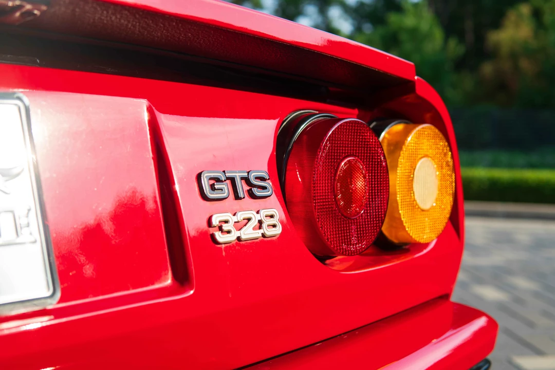 1986 Ferrari 328 GTS - Image 27 of 31