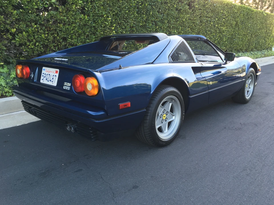 1986 Ferrari 328 GTS - Image 15 of 31