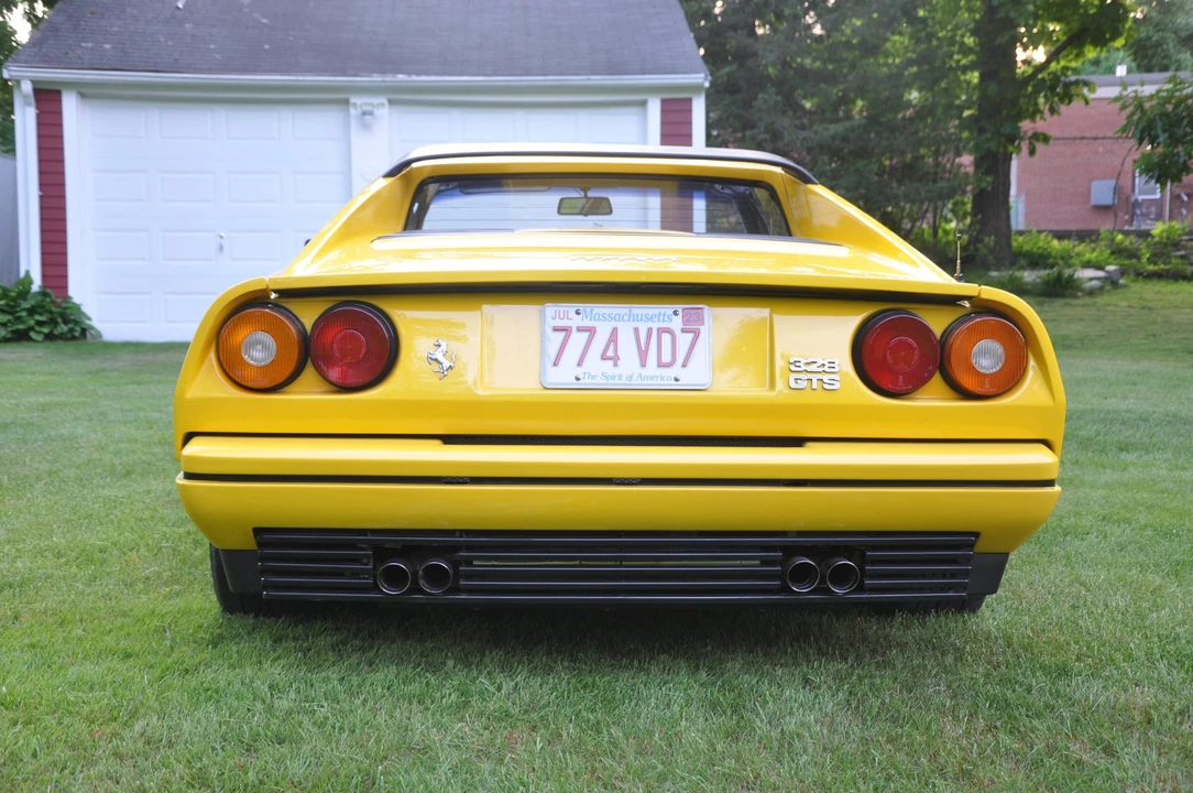 1986 Ferrari 328 GTS - Image 6 of 31
