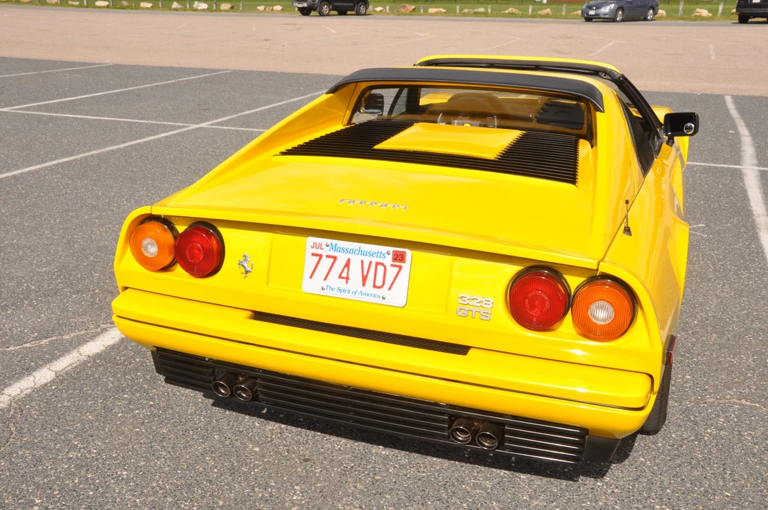 1986 Ferrari 328 GTS - Image 15 of 31