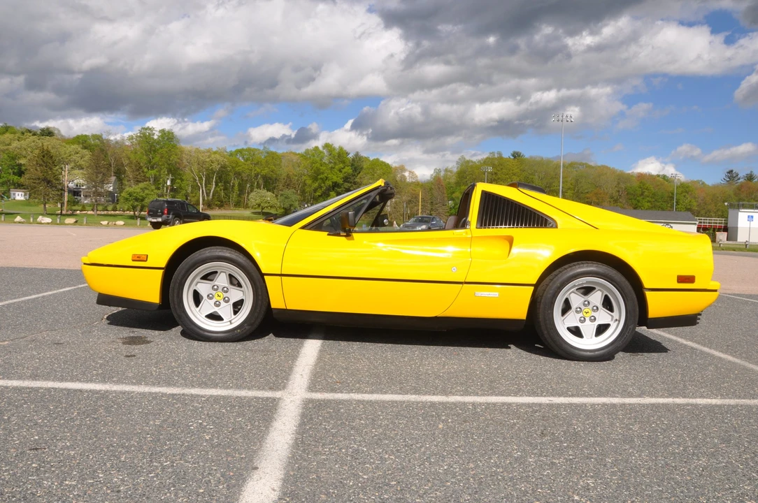 1986 Ferrari 328 GTS - Image 13 of 31