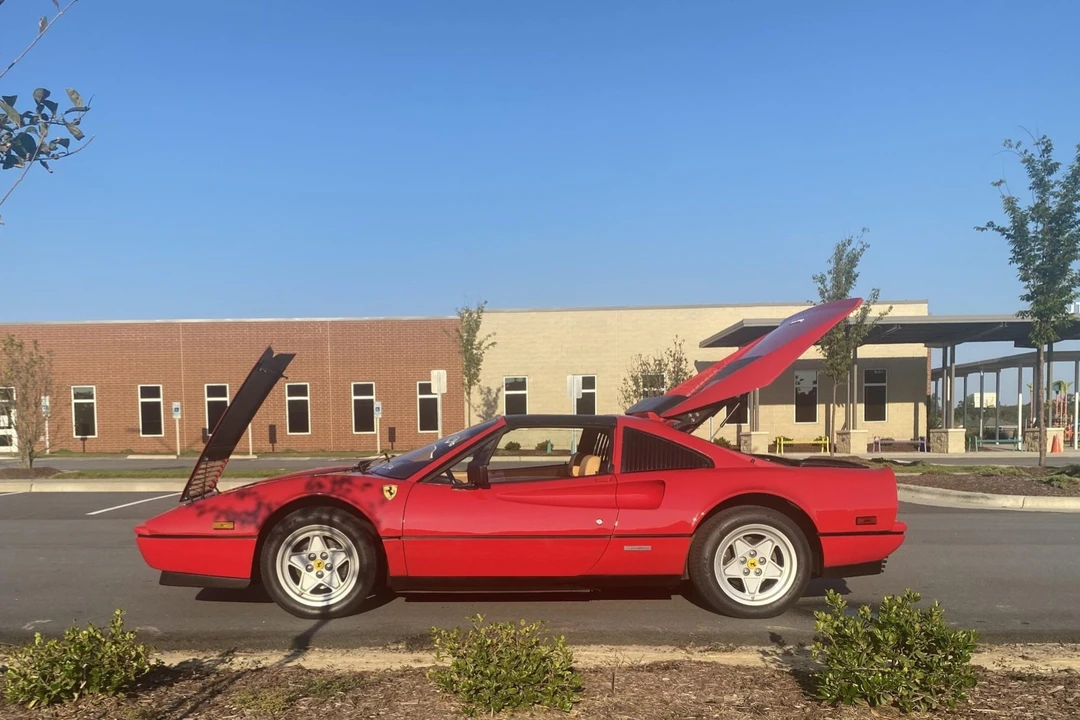 1986 Ferrari 328 GTS - Image 10 of 31