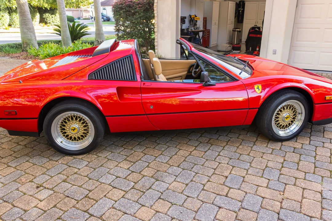 1986 Ferrari 328 GTS - Image 8 of 31