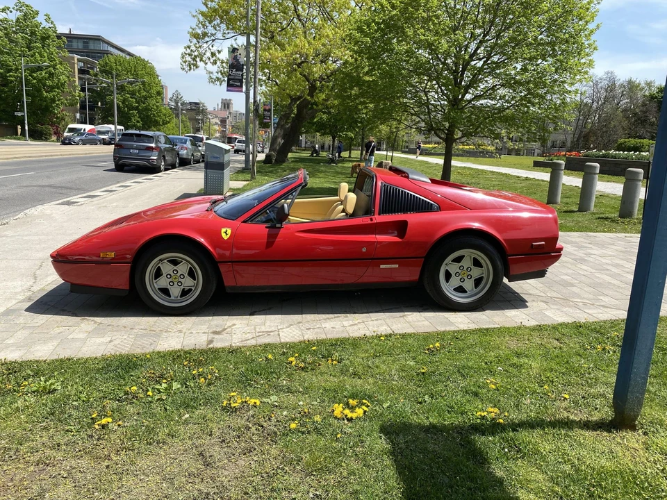 1986 Ferrari 328 GTS - Image 9 of 31