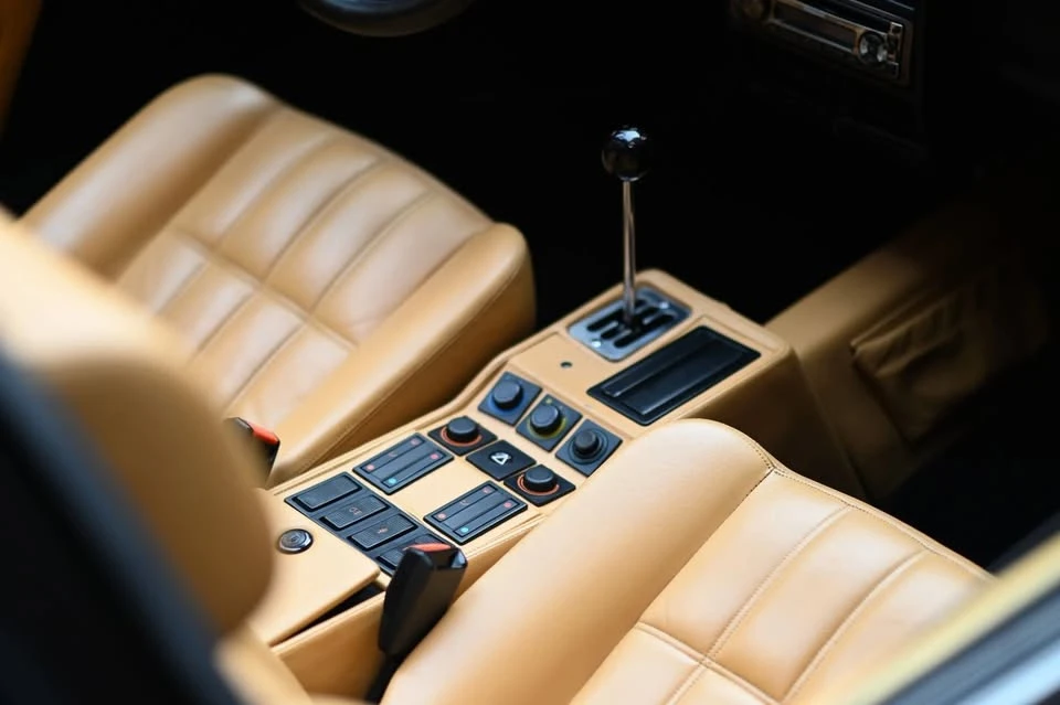 1986 Ferrari 328 GTS - Image 13 of 20