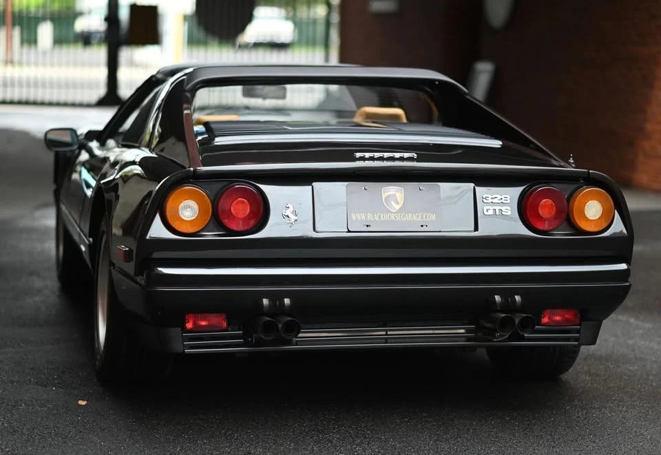 1986 Ferrari 328 GTS - Image 7 of 20