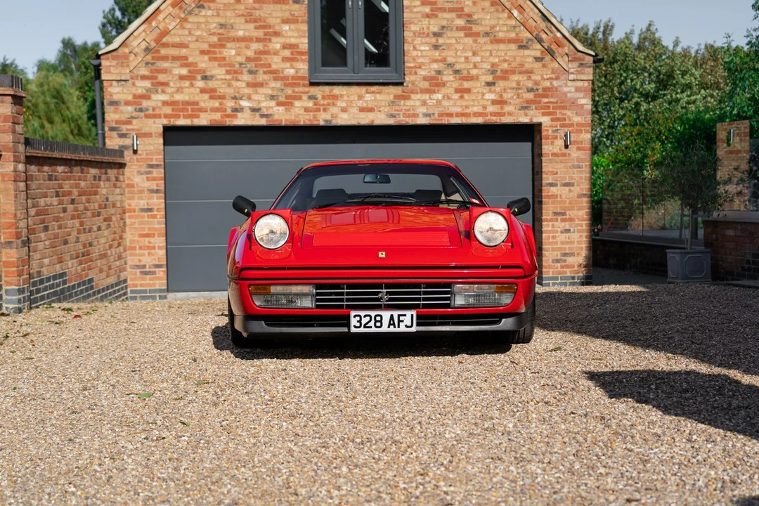 1986 Ferrari 328 GTB - Image 10 of 30