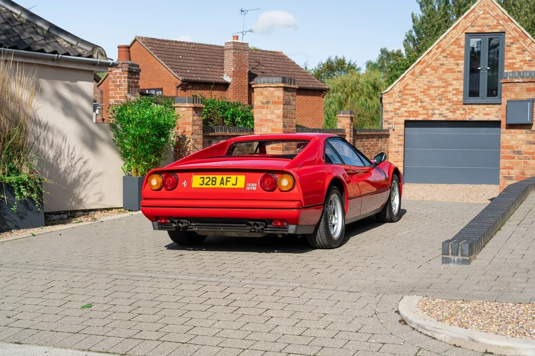 1986 Ferrari 328 GTB - Image 7 of 30