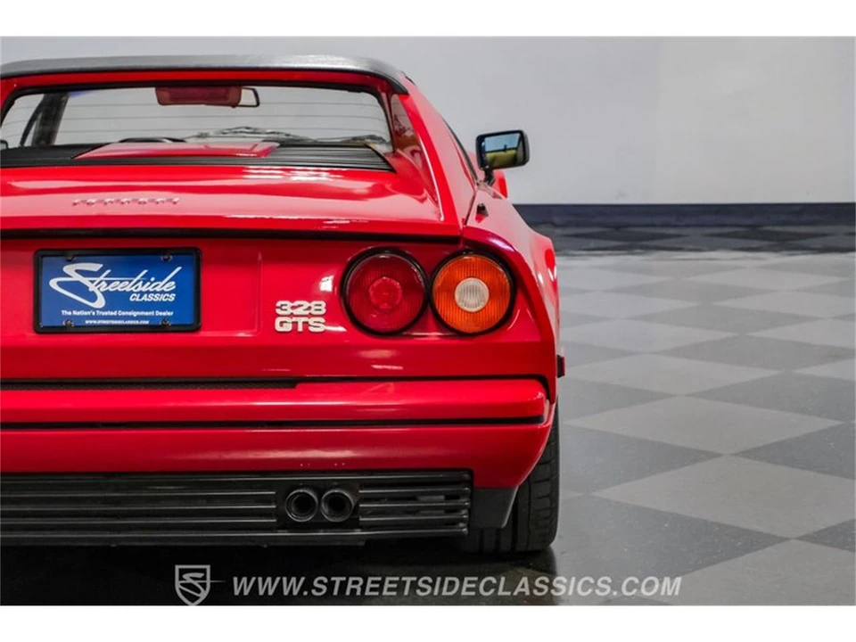 1986 Ferrari 328 - Image 25 of 31