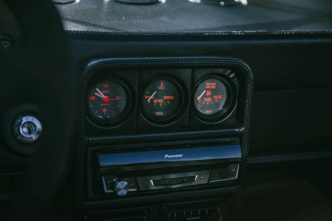 1986 Ferrari 328 - Image 12 of 12