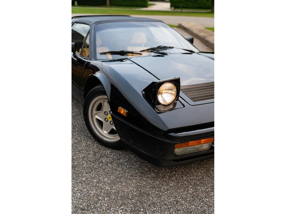 1986 Ferrari 328 - Image 2 of 31