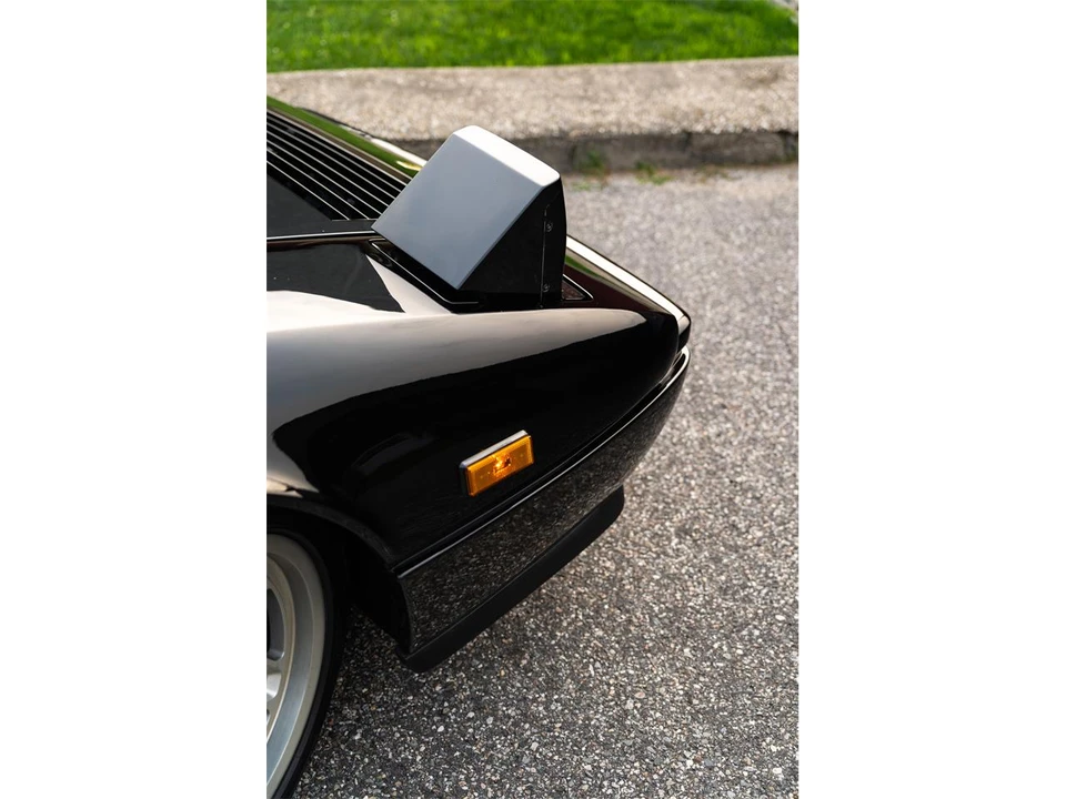 1986 Ferrari 328 - Image 4 of 31