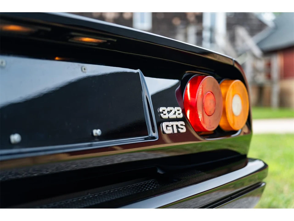 1986 Ferrari 328 - Image 19 of 31