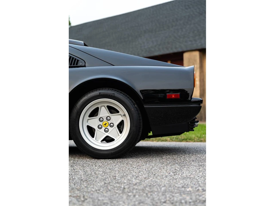 1986 Ferrari 328 - Image 29 of 31