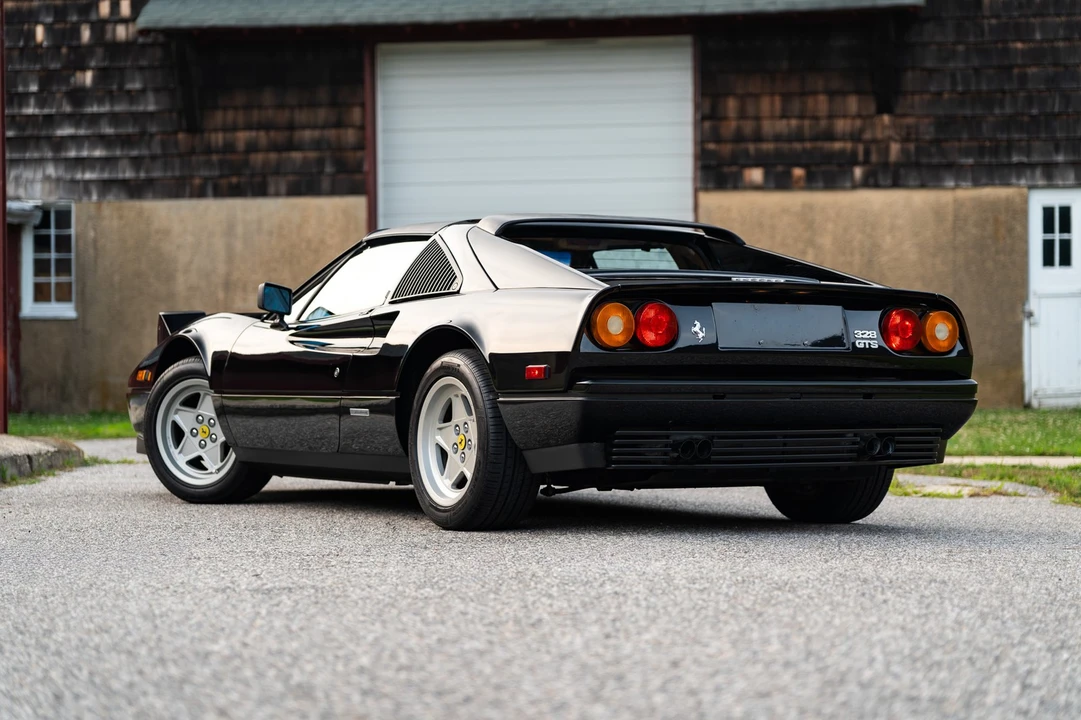 1986 Ferrari 328 - Image 21 of 31