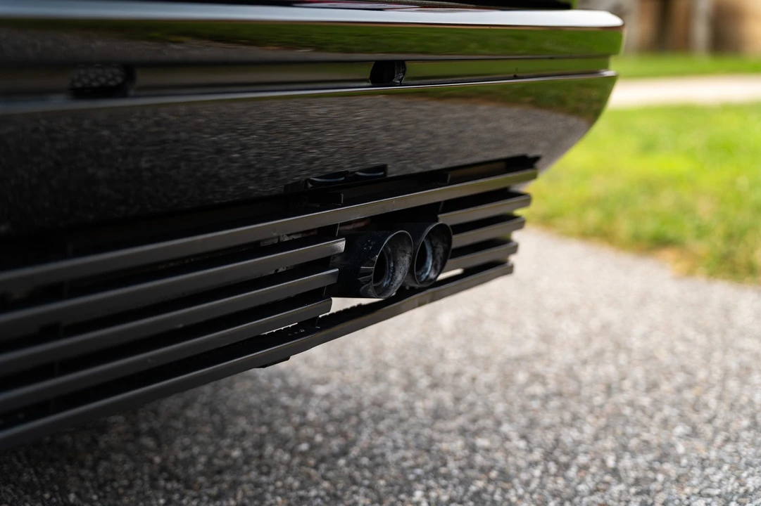 1986 Ferrari 328 - Image 23 of 31