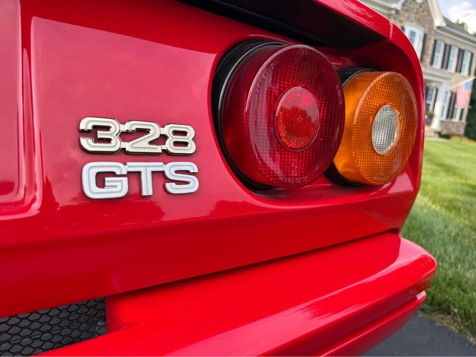 1986 Ferrari 328 GTS - Image 5 of 9