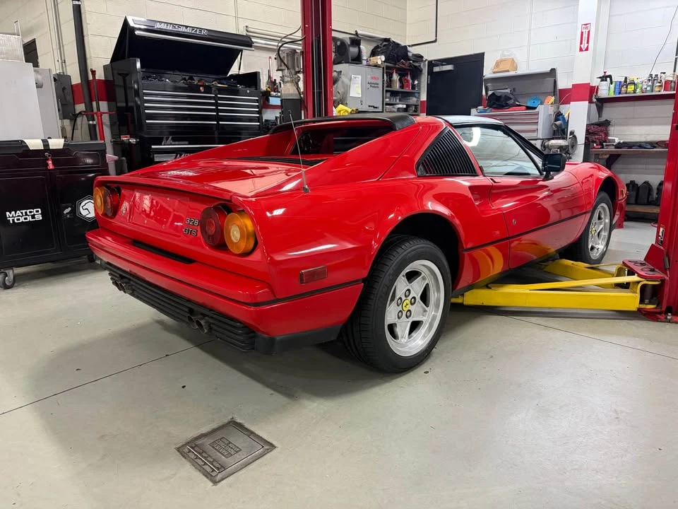 1986 Ferrari 328 GTS - Image 4 of 5