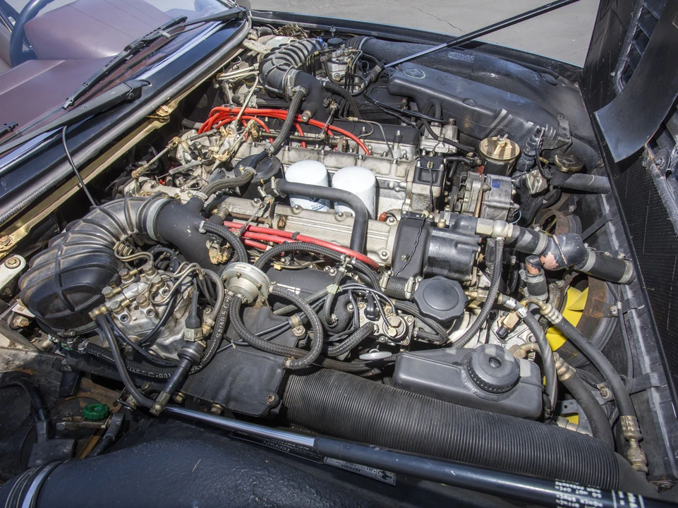 1986 Ferrari 412 - Image 2 of 31
