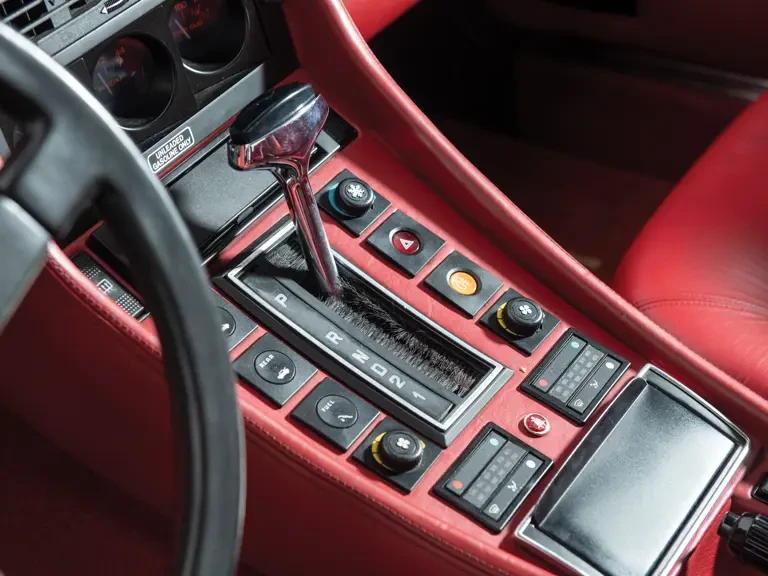 1986 Ferrari 412 - Image 13 of 22