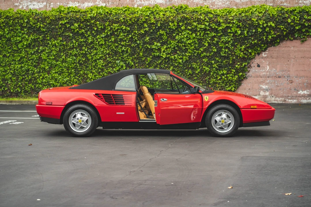 1986 Ferrari Mondial 3.2 - Image 24 of 31