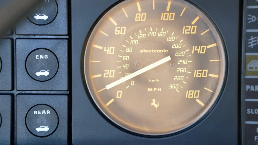 1986 Ferrari Mondial 3.2 - Image 10 of 31