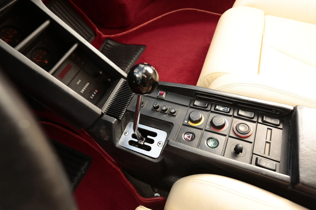 1986 Ferrari Testarossa - Image 7 of 12