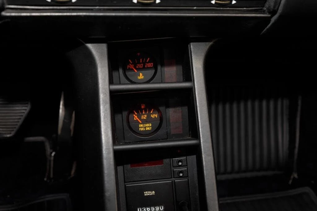 1986 Ferrari Testarossa - Image 24 of 31