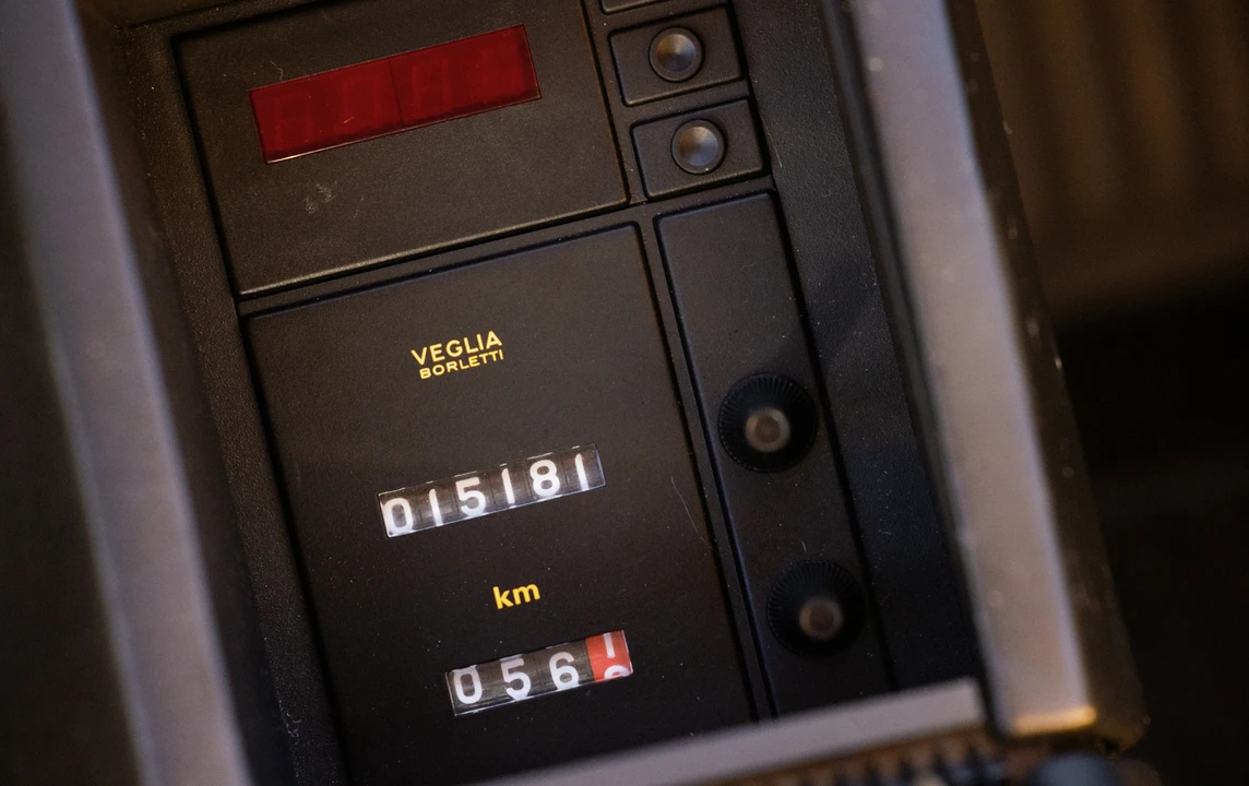 1986 Ferrari Testarossa - Image 22 of 31