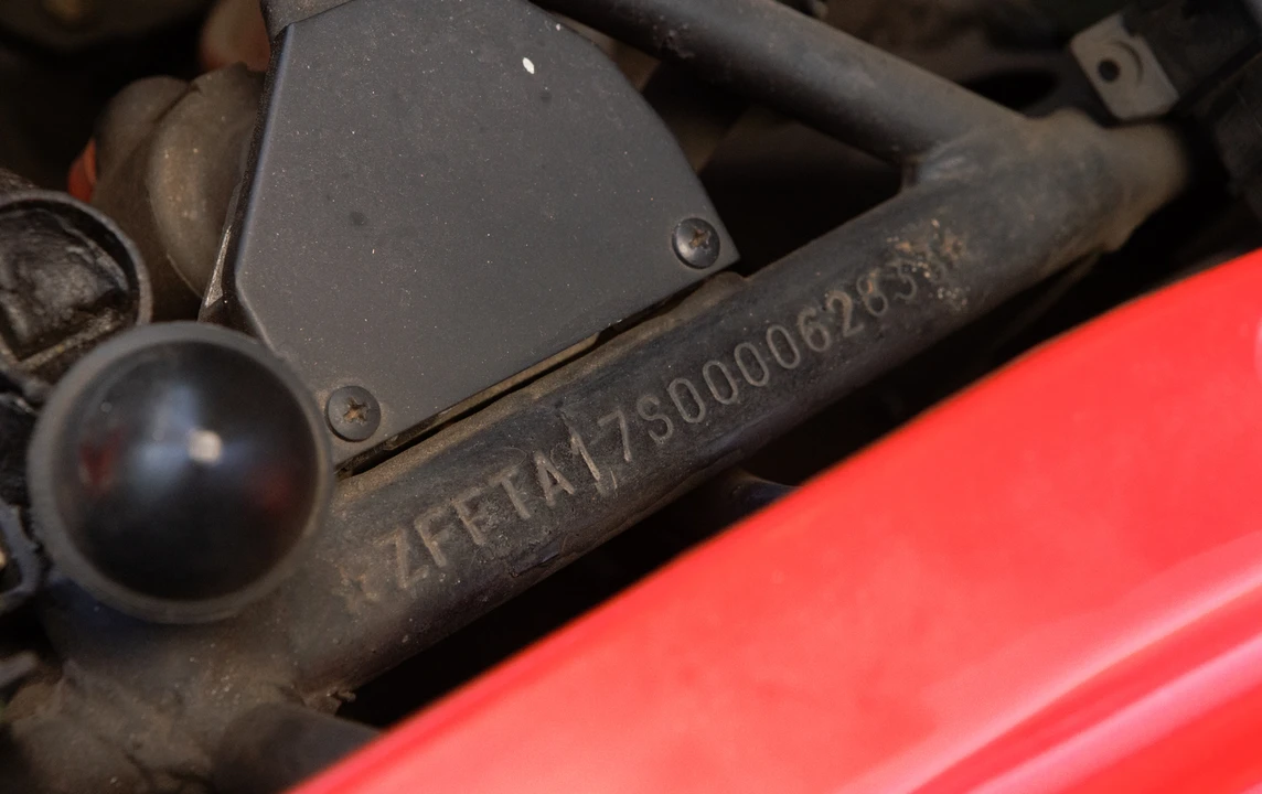 1986 Ferrari Testarossa - Image 27 of 31