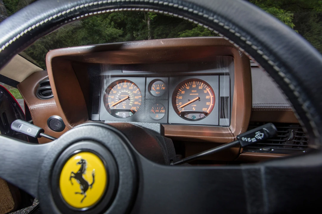 1986 Ferrari Testarossa - Image 24 of 31