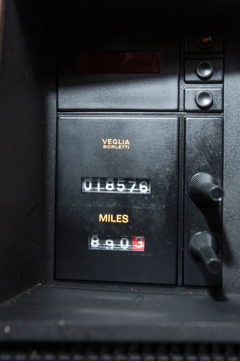 1986 Ferrari Testarossa - Image 23 of 31