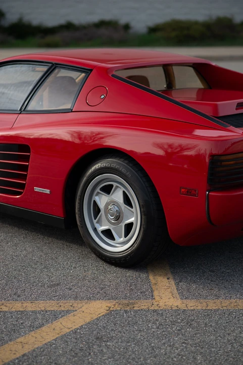 1986 Ferrari Testarossa - Image 2 of 31