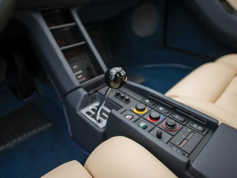 1986 Ferrari Testarossa - Image 30 of 31