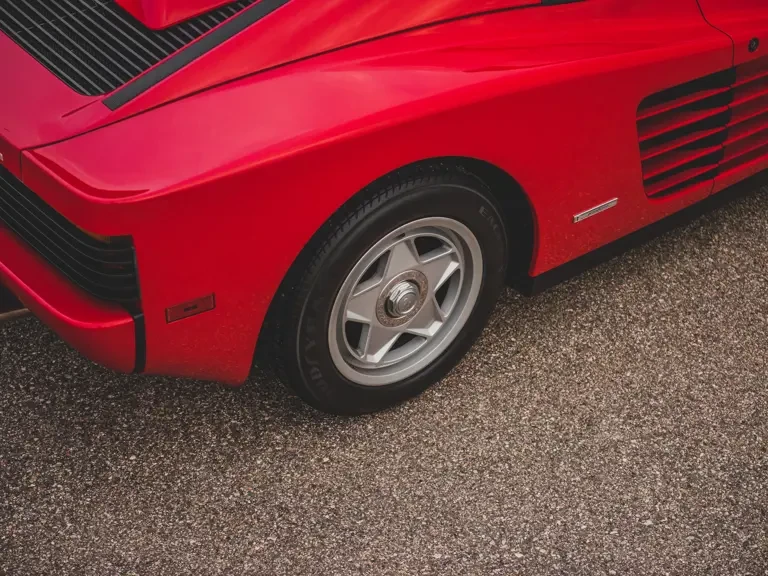 1986 Ferrari Testarossa - Image 28 of 31