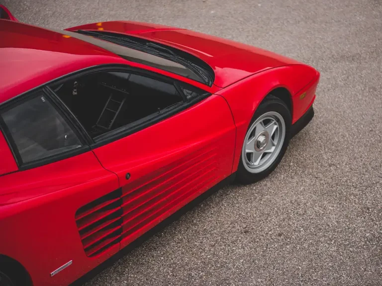 1986 Ferrari Testarossa - Image 27 of 31