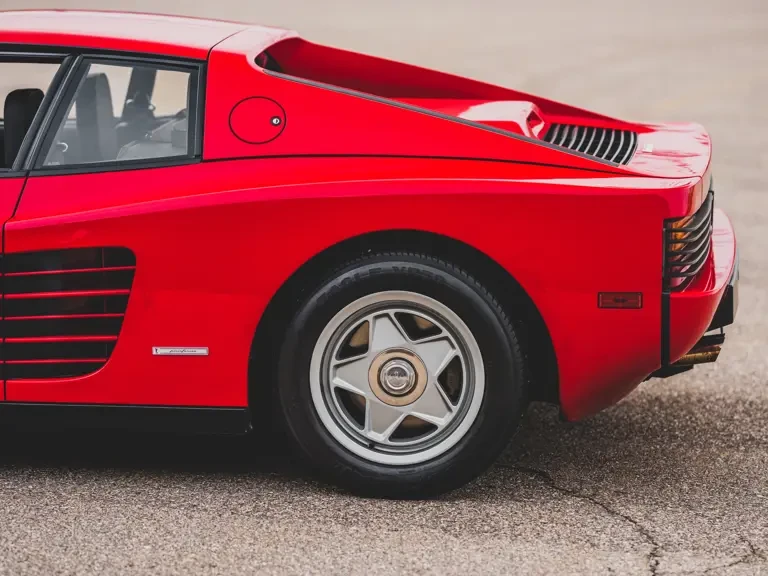 1986 Ferrari Testarossa - Image 16 of 31