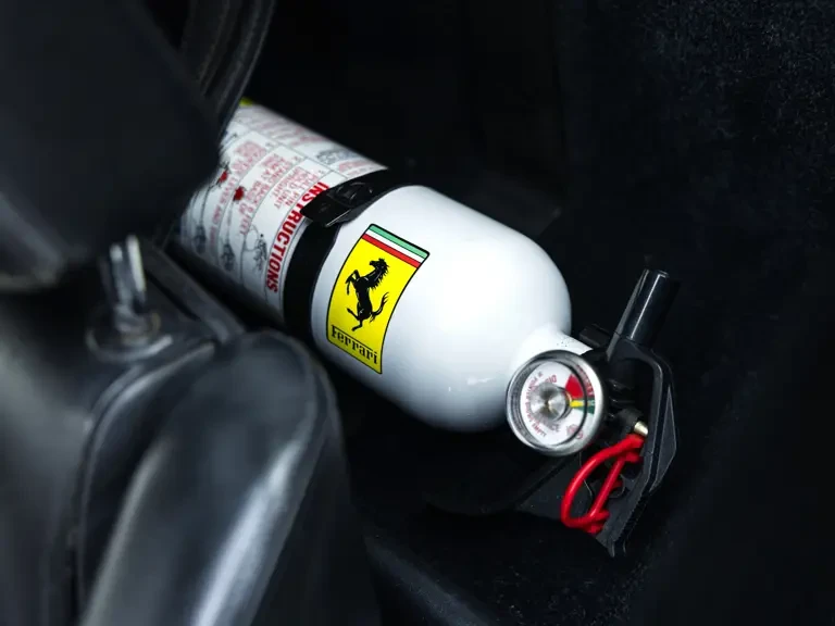 1986 Ferrari Testarossa - Image 20 of 31