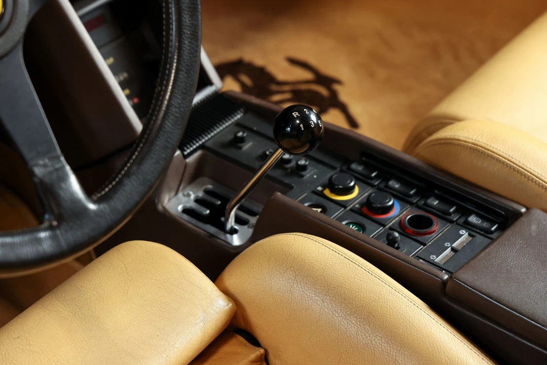 1986 Ferrari Testarossa - Image 16 of 31