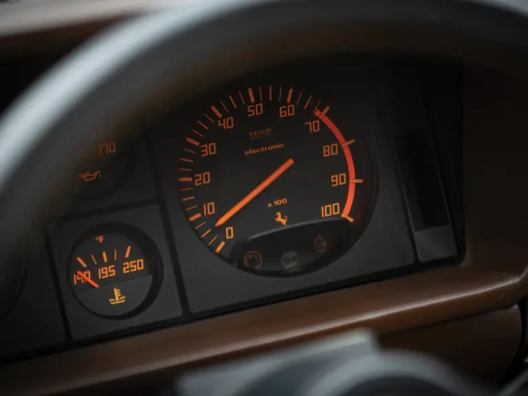 1986 Ferrari Testarossa - Image 13 of 26